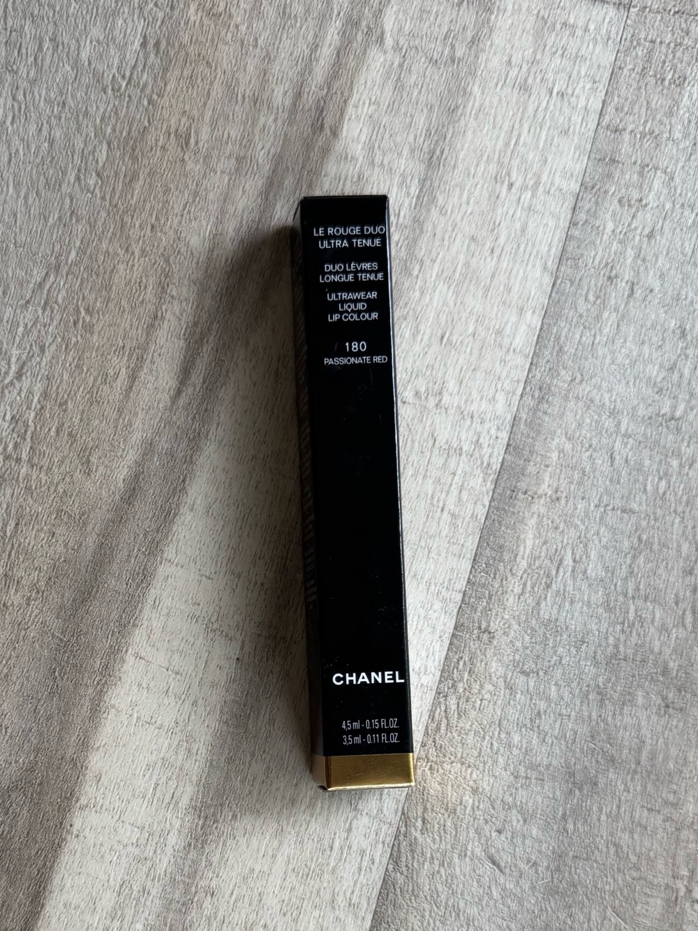Chanel Le Rouge Duo Ultra Tenue Liquid Lip Colour 180 Passionate Red - Picture 4 of 5